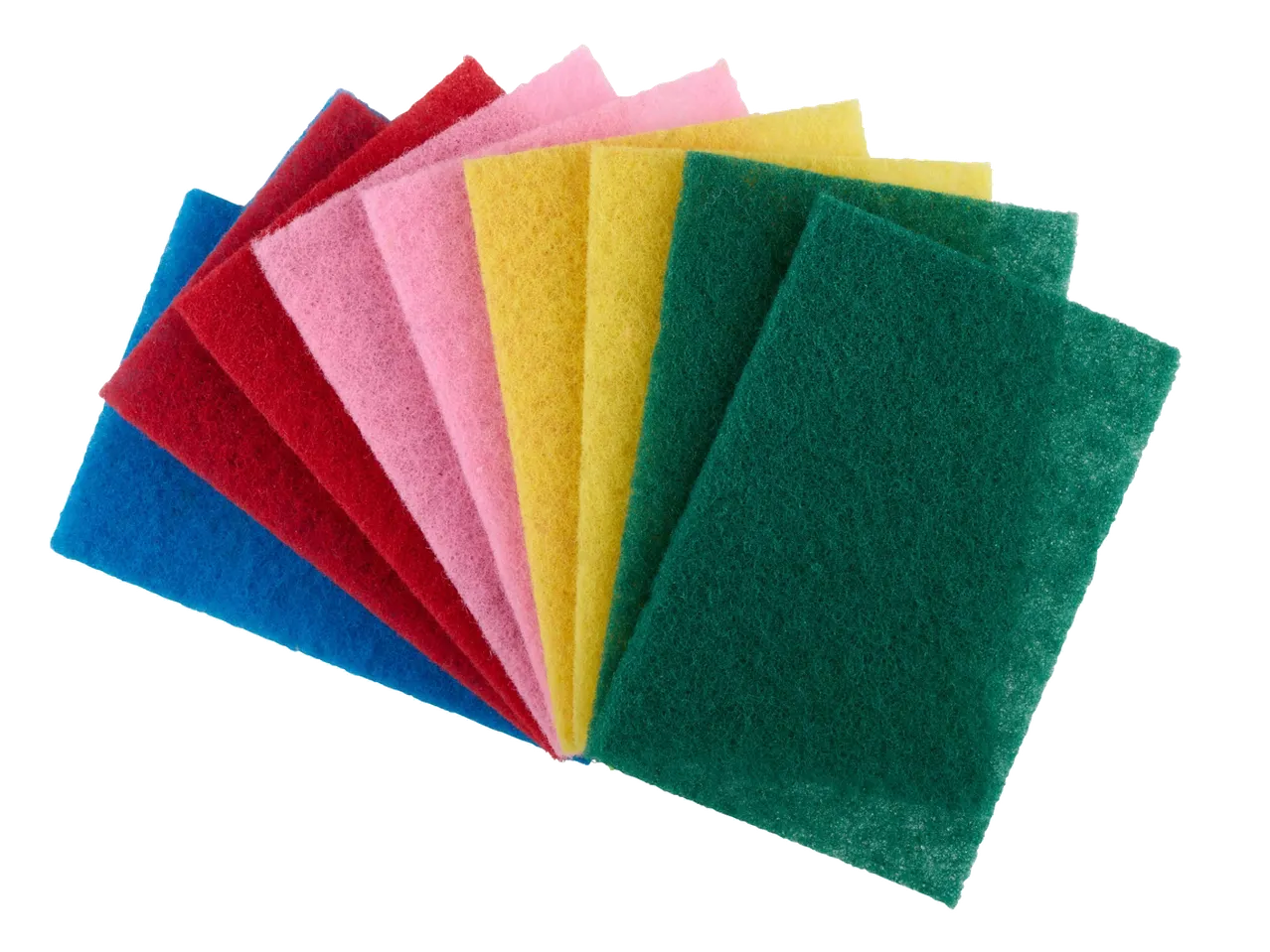 Un éventail de tampons à récurer colorés en bleu, rouge, rose, jaune et vert.