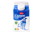 Een pakje verse slagroom van 250 ml met een afbeelding van een koe.