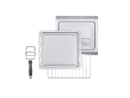 Plaques de cuisson, grille et lèchefrite.