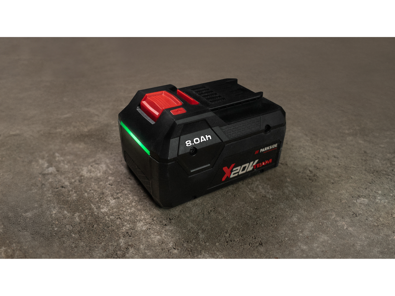 Parkside® 8.0Ah X 20V Team oplaadbare batterij met verlichte groene indicator.
