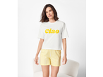 ESMARA ženska pidžama: bela majica sa natpisom „Ciao“ i prugasti šorts.